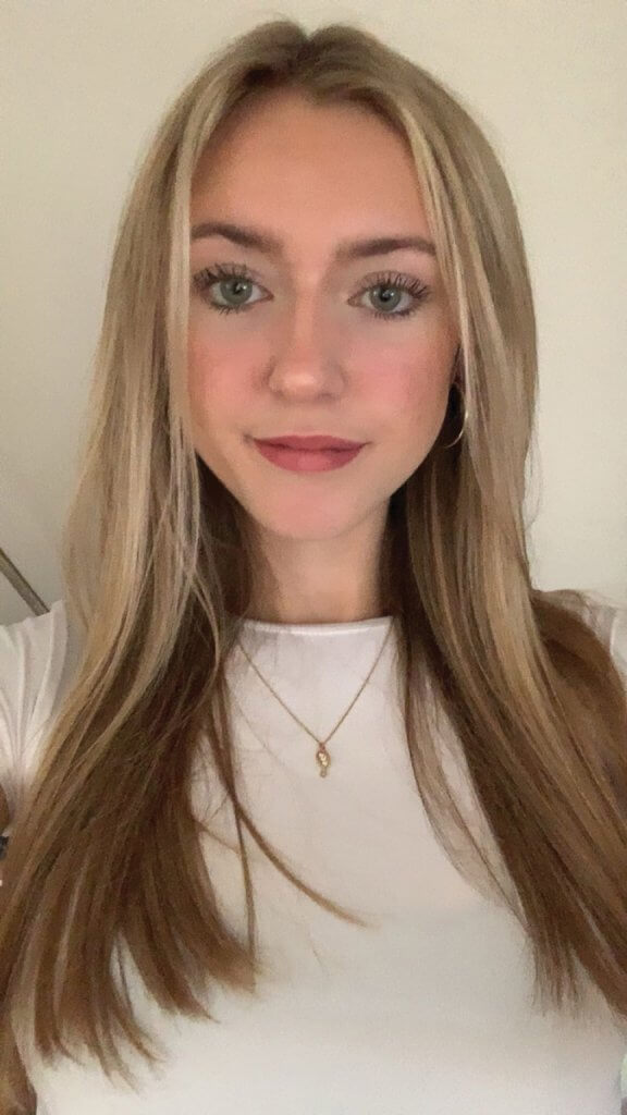 Molly Holmes